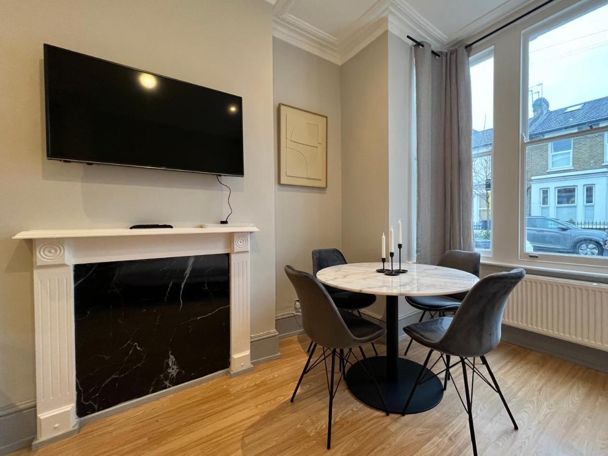 Lovely 2-Bedroom Victorian Flats ロンドン エクステリア 写真