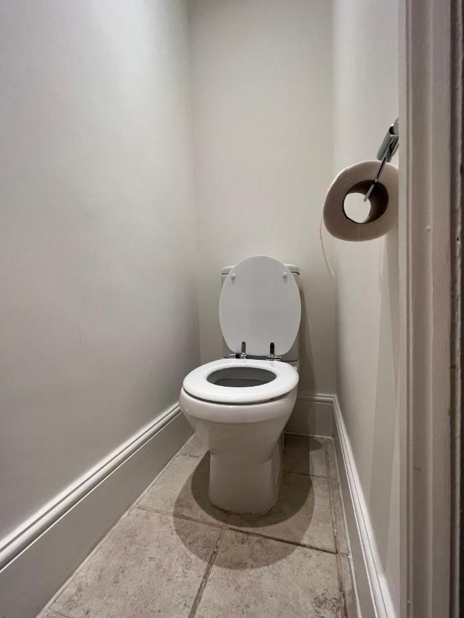 Lovely 2-Bedroom Victorian Flats ロンドン エクステリア 写真