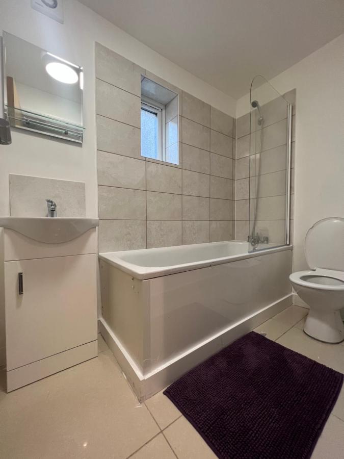 Lovely 2-Bedroom Victorian Flats ロンドン エクステリア 写真