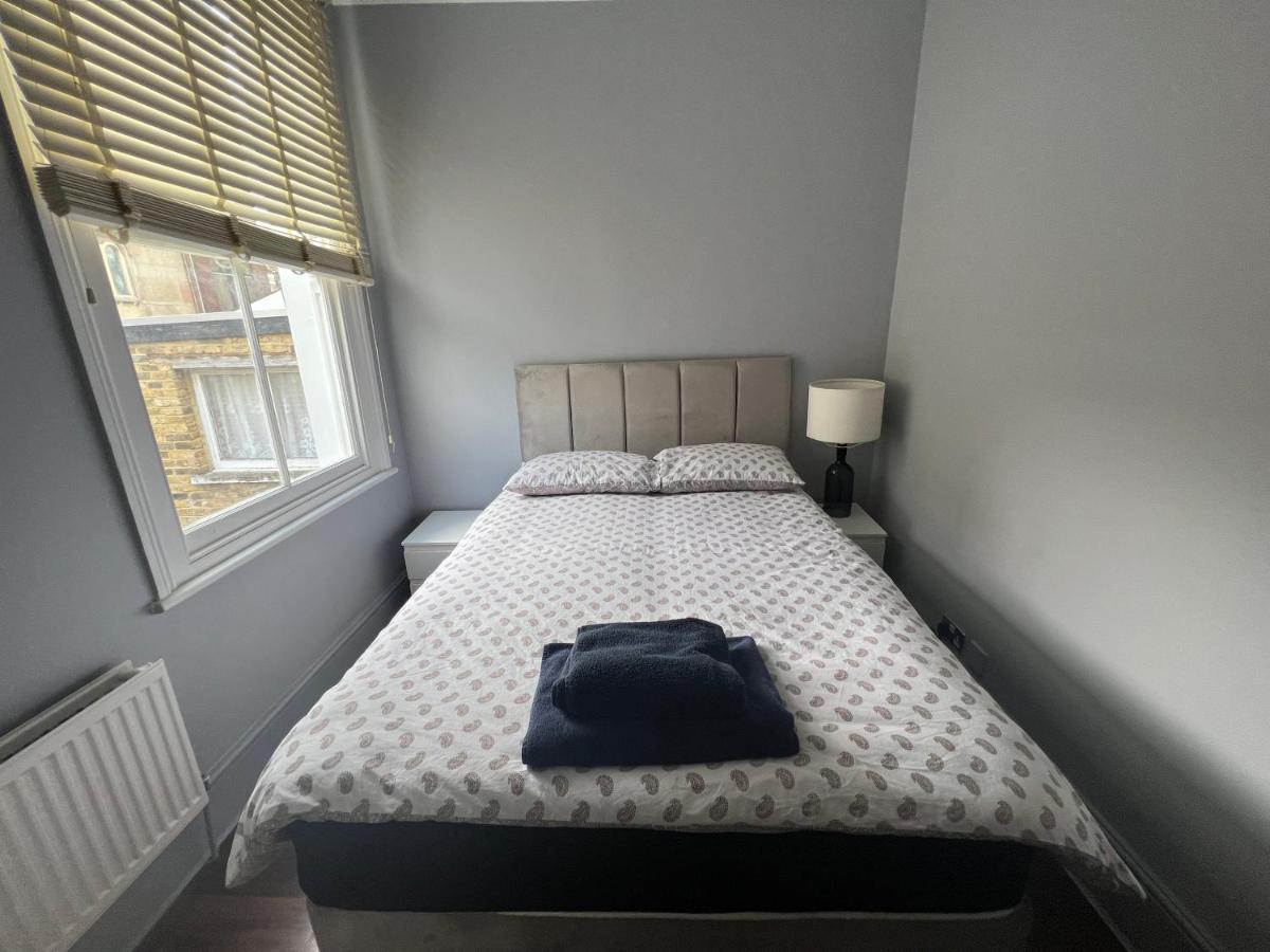 Lovely 2-Bedroom Victorian Flats ロンドン エクステリア 写真